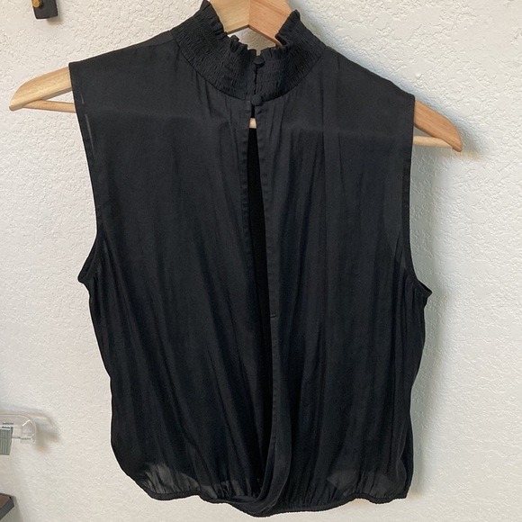 Express Top - Picture 4 of 6